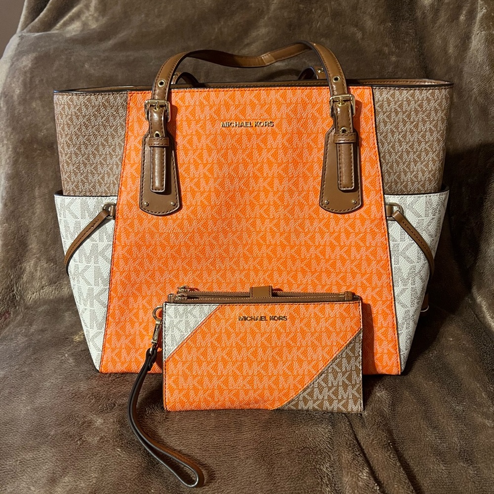 Michael Kors Orange and Brown Tote Set